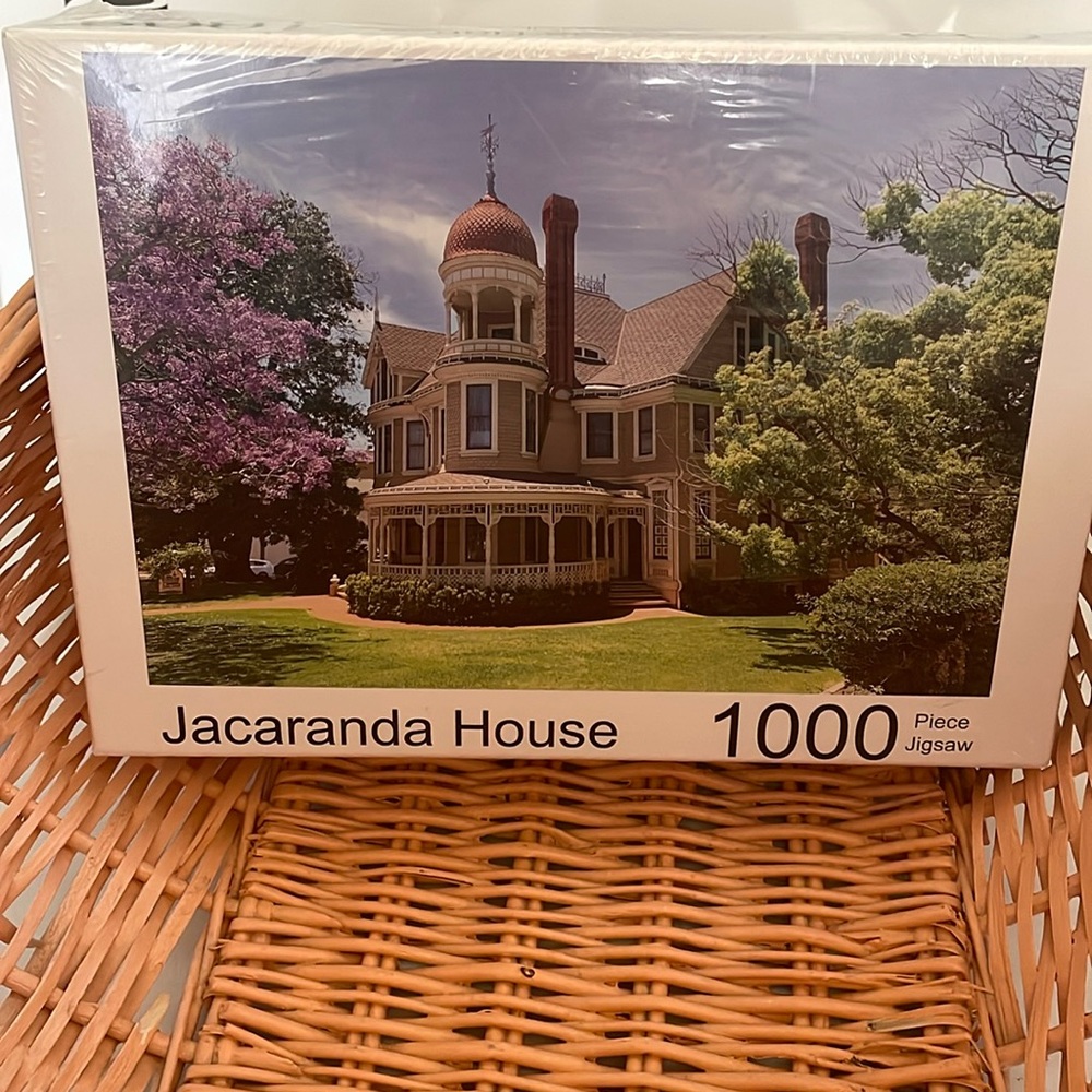 Jacaranda House 1000 Pc Jigsaw Puzzle NIB Ovation Home